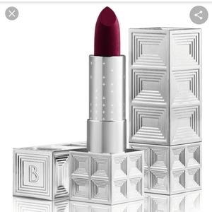 NWT Lipstick Smoking On Screen